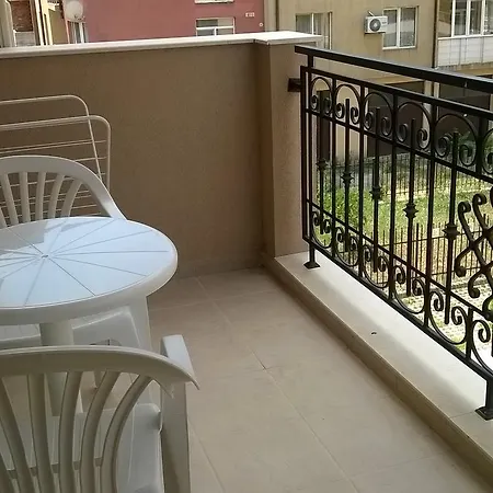 Inter Holiday Apartment Pomorie